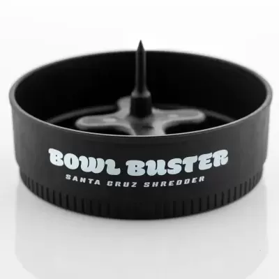 Recipiente preto bowl buster com texto branco e pino central afiado