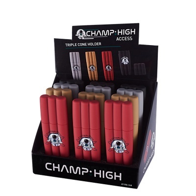 Expositor com suportes para cones triplos CHAMP HIGH de várias cores.