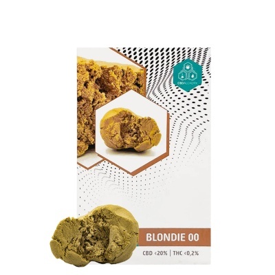 Produto BLONDIE 00 com textura amarelo-esverdeada e informações CBD <20% THC <0,2%