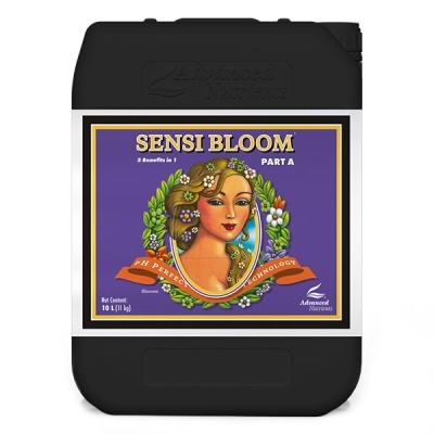 Recipiente preto com rótulo roxo e ilustração de mulher com flores