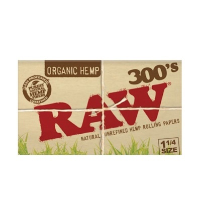 Embalagem de papel RAW em cânhamo orgânico com texto em castanho e vermelho