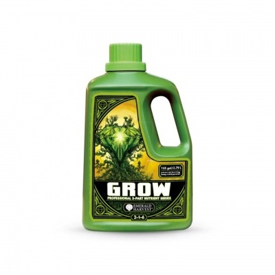 Frasco verde com rótulo amarelo e preto e tampa verde