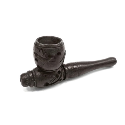Cachimbo de madeira escura entalhado