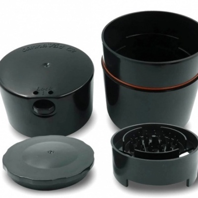 Conjunto de quatro peças plásticas pretas para recipientes