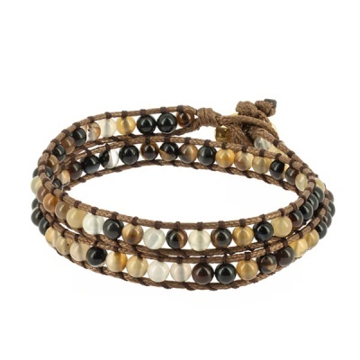 Pulseira com contas coloridas em tons terrosos e corda castanha
