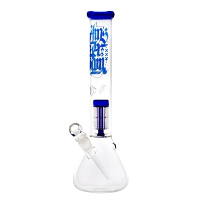 Bong de vidro transparente com elementos azuis em fundo branco