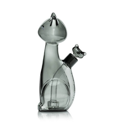 Bong cinzento de vidro em forma de gato com cabeça de gato menor no topo