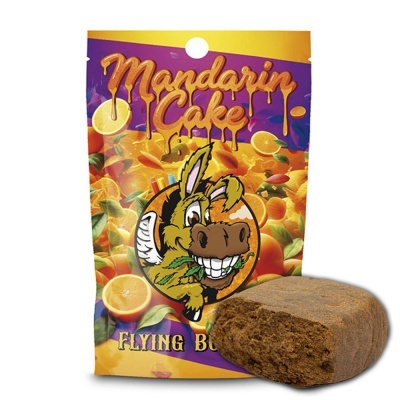 Pacote de Mandarin Cake com logótipo de burro e barra marrom do produto