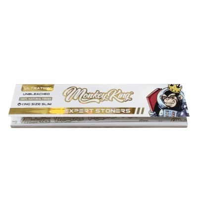 Embalagem de filtros Monkey King brancos e dourados com texto e macaco com coroa.