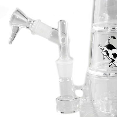 bong de vidro transparente com desenho de vaca preto e branco