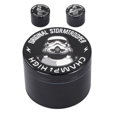 Moedores pretos com estampado de capacete de Stormtrooper e texto branco