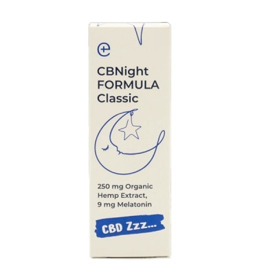 Embalagem branca com texto CBNight FORMULA Classic e desenho azul de lua e estrela