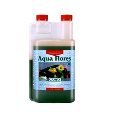 Frasco de plástico translúcido com líquido verde e etiqueta Aqua Flores