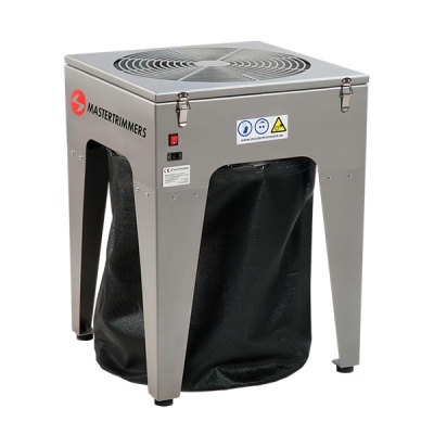 Máquina de aparar MASTERTRIMMERS em metal cinza com saco preto