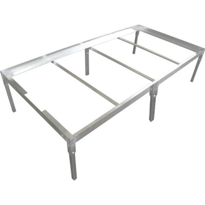 Estrutura de cama metálica prateada com seis pernas