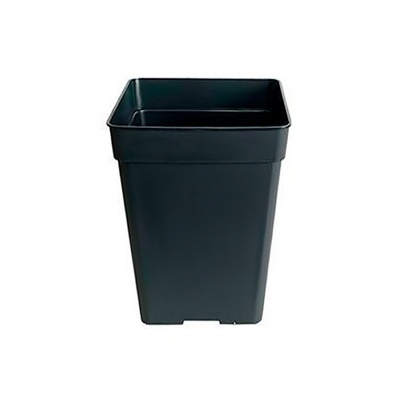 Vaso quadrado de plástico preto sobre fundo branco