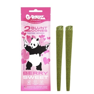 Pacote rosa de cones para enrolar com desenho de panda e dois cones verdes ao lado