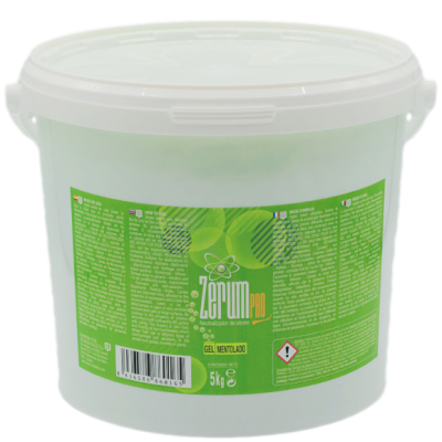 Recipiente de plástico branco com gel mentolado Zerum Pro de 5 kg com rótulo verde