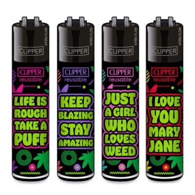 Quatro isqueiros Clipper com frases coloridas e decorativos com folhas verdes e padrões vibrantes