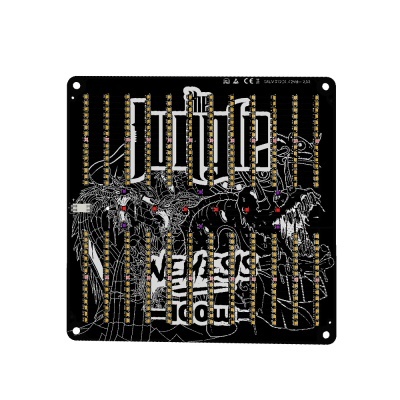Placa eletrónica preta com LEDs alinhados e desenhos brancos com texto e figuras graficamente desenhadas