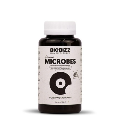 Frasco plástico preto com tampa branca de suplemento orgânico Microbes da BioBizz.