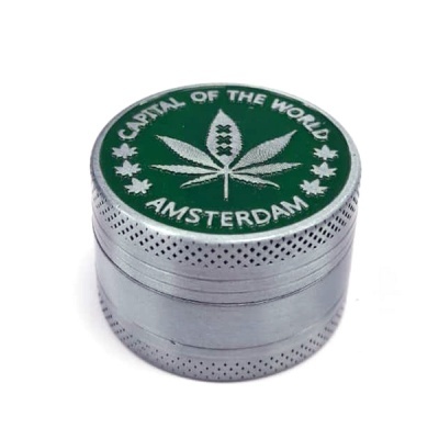 Triturador metálico prateado com topo verde e texto branco Amsterdam
