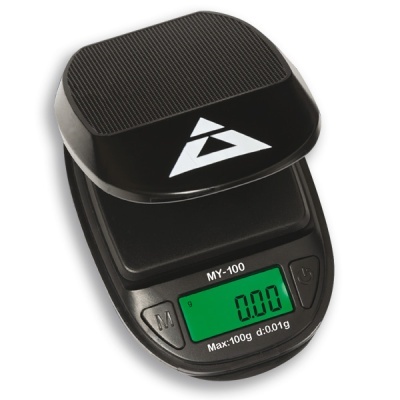 Balança digital preta MY-100 com visor verde e tampa antiderrapante.