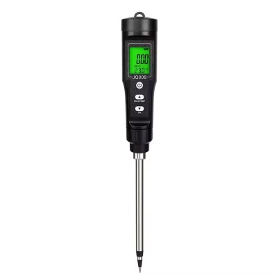 Medidor digital preto com ecrã verde, modelo JQ008 e haste metálica.