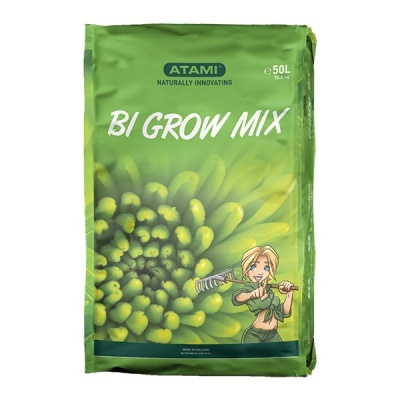 Saco verde de substrato ATAMI BI GROW MIX 50L com ilustração de mulher e imagem de flor verde