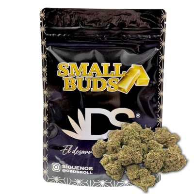 Pacote preto com texto amarelo Small Buds e flores secas verdes
