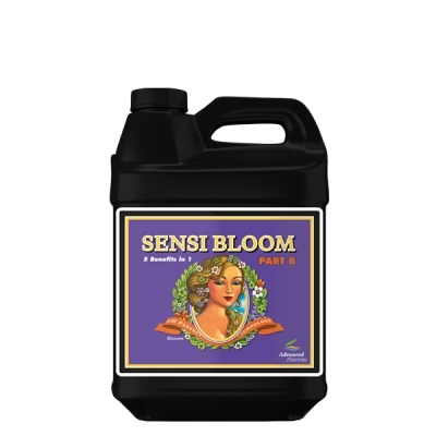 Recipiente preto de plástico com rótulo SENSI BLOOM PART B