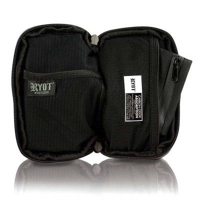 Estojo preto multi-bolsos com etiquetas RYOT e absorção de odores