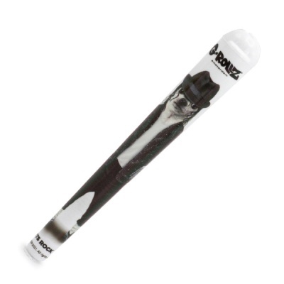 Tubo plástico com cão vestido e texto GRIP ROLLZ