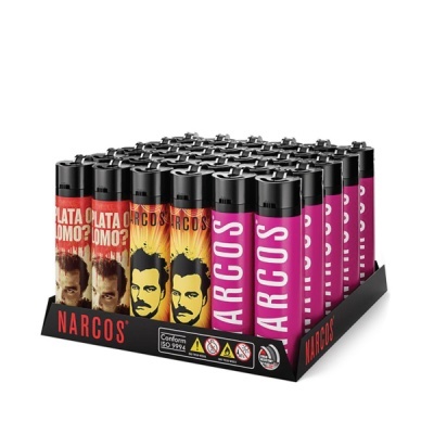 Expositor com isqueiros Narcos com diferentes designs e cores.