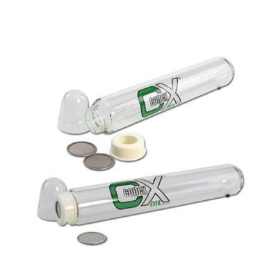 Caixas transparentes para cones de fumar com filtros e tampas.