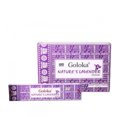 Embalagem e caixa de incenso Goloka Natures Lavender roxa com texto e símbolo de flor