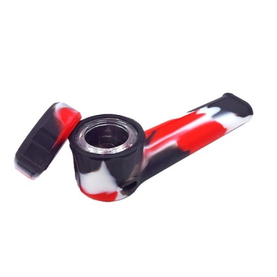Piteira de fumar em silicone colorida com tampa aberta