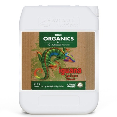 Recipiente branco com rótulo castanho e colorido com iguana e texto Iguana Juice bloom