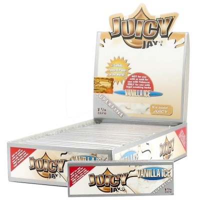 Expositor com pacotes de papel de enrolar Juicy Jay's Vanilla Ice em fundo branco