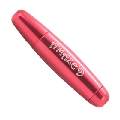 Caneta vermelha metálica brilhante com texto branco MMZCD