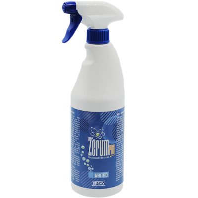 Frasco spray plástico branco com rótulo azul e tampa spray azul e branca