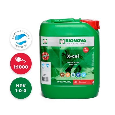 Recipiente verde de fertilizante Bionova X-cel com tampa vermelha e etiquetas informativas