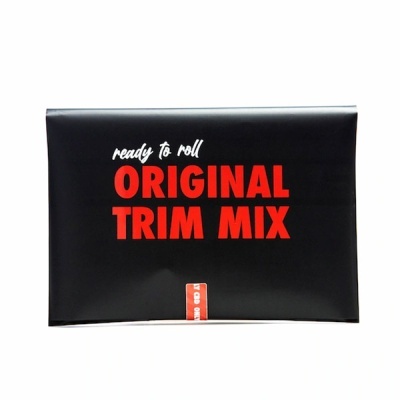Embalagem preta com texto ready to roll ORIGINAL TRIM MIX em branco e vermelho