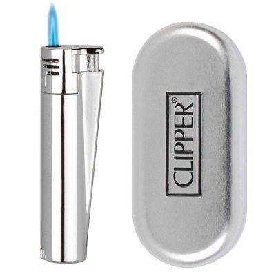 Isqueiro metálico com chama e estojo prateado com logotipo CLIPPER