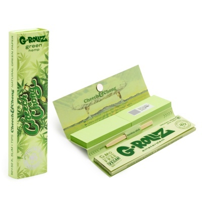 Papel de seda para enrolar cigarro em embalagem verde clara aberta e fechada com vários textos
