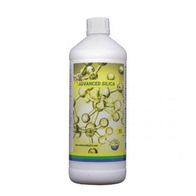 Frasco branco de plástico com etiqueta amarela e texto ADVANCED SILICA