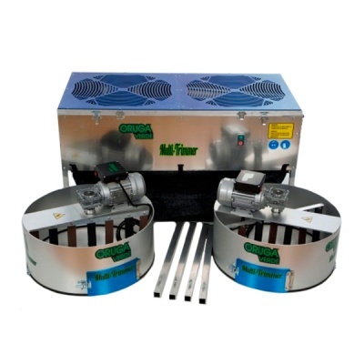 Máquina industrial Multi-Trimmer da ORUGA VERDE com dois motores em estrutura metálica azul e prateada.
