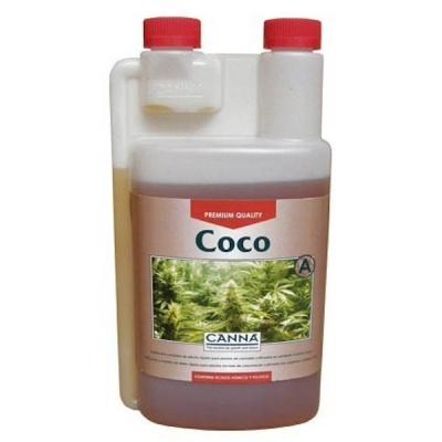 Recipiente plástico branco com líquido castanho e rótulo 'Coco' e 'CANNA'