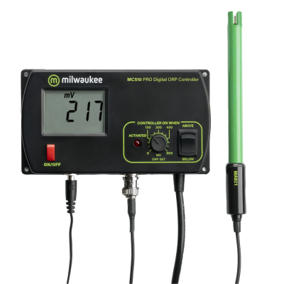 Controlador digital Milwaukee MC510 PRO ORP preto com display e eletrodo verde