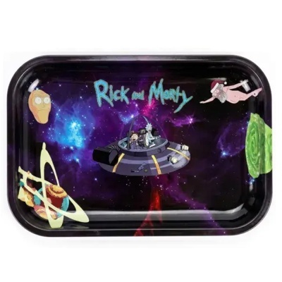 Tabuleiro preto com design colorido da série Rick and Morty